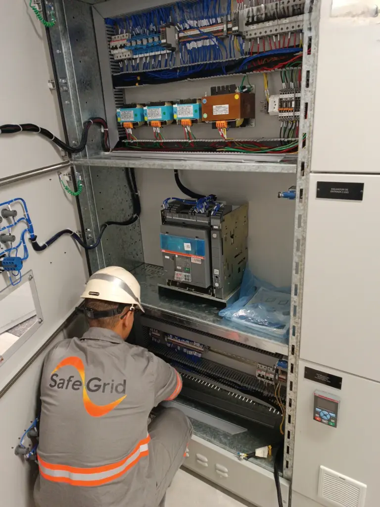 comissionamento de painéis elétricos