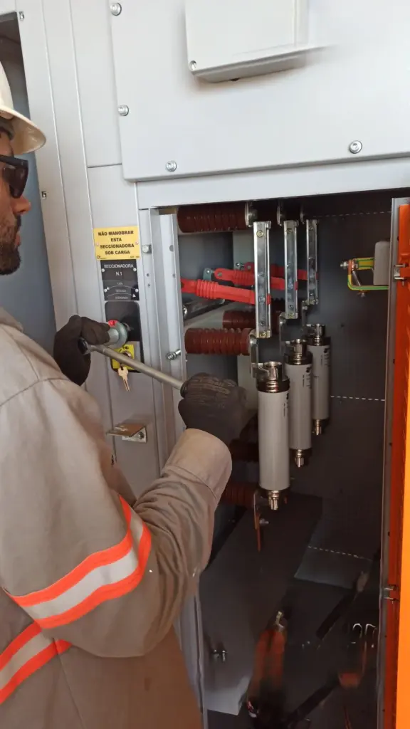 empresa de testes em painéis elétricos