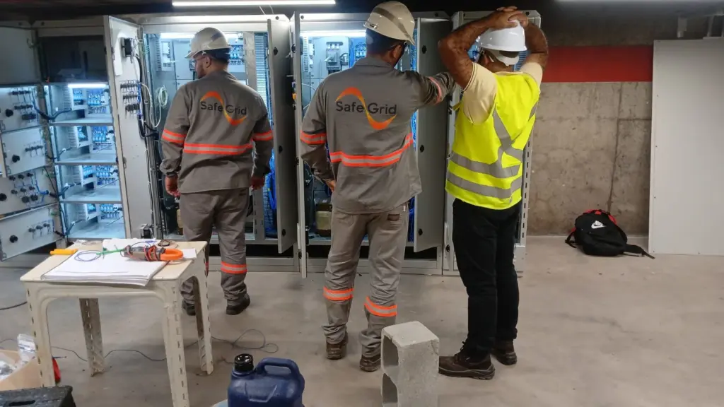 testes elétricos em instalações industriais